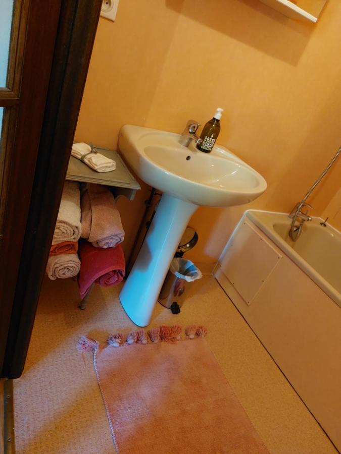 Chambre Familiale Treignac Eksteriør bilde